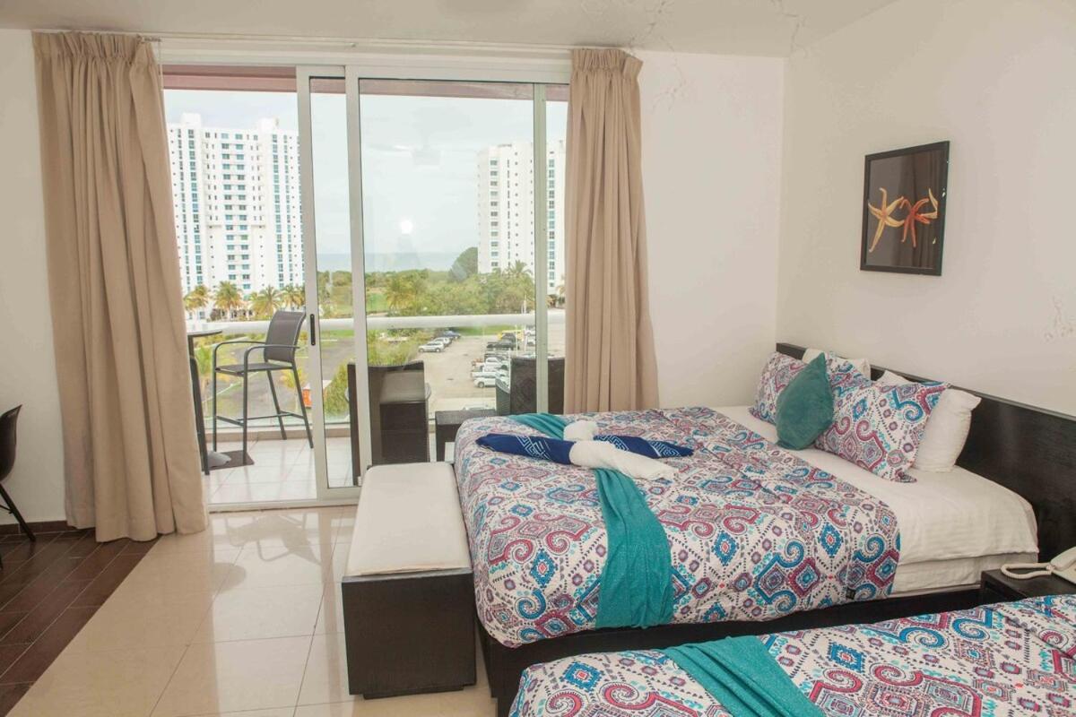Centrally Located In Town Center Apartment Rio Hato